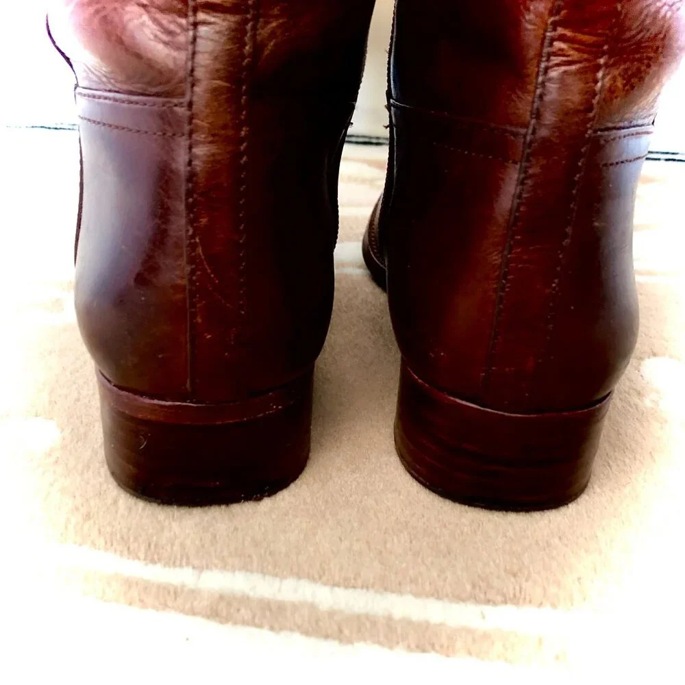 TORY BURCH Kiernan Leather Riding Boot Saddle Brown Gold Metal Logo 8.5 MSRP$450